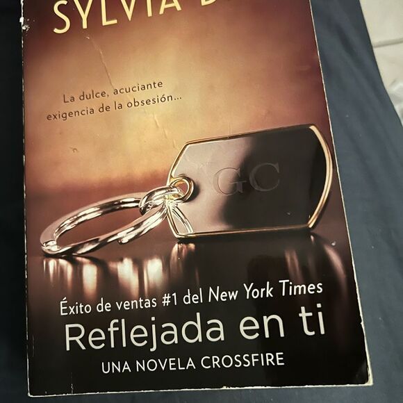 Reflejada en Ti by Sylvia Day Book - Picture 1 of 4